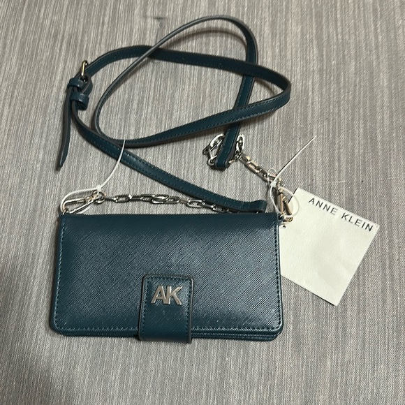 Anne Klein Crossbody Wallet on a Chain - Picture 1 of 6